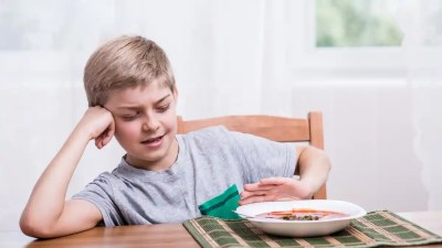 10 Ways to Help Your Picky Eating Child With Autism Eat Better